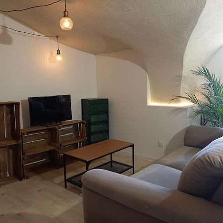 شقة Le Studio De Diane - Terrasse Et Parking - Montboucher-sur-Jabron المظهر الخارجي الصورة